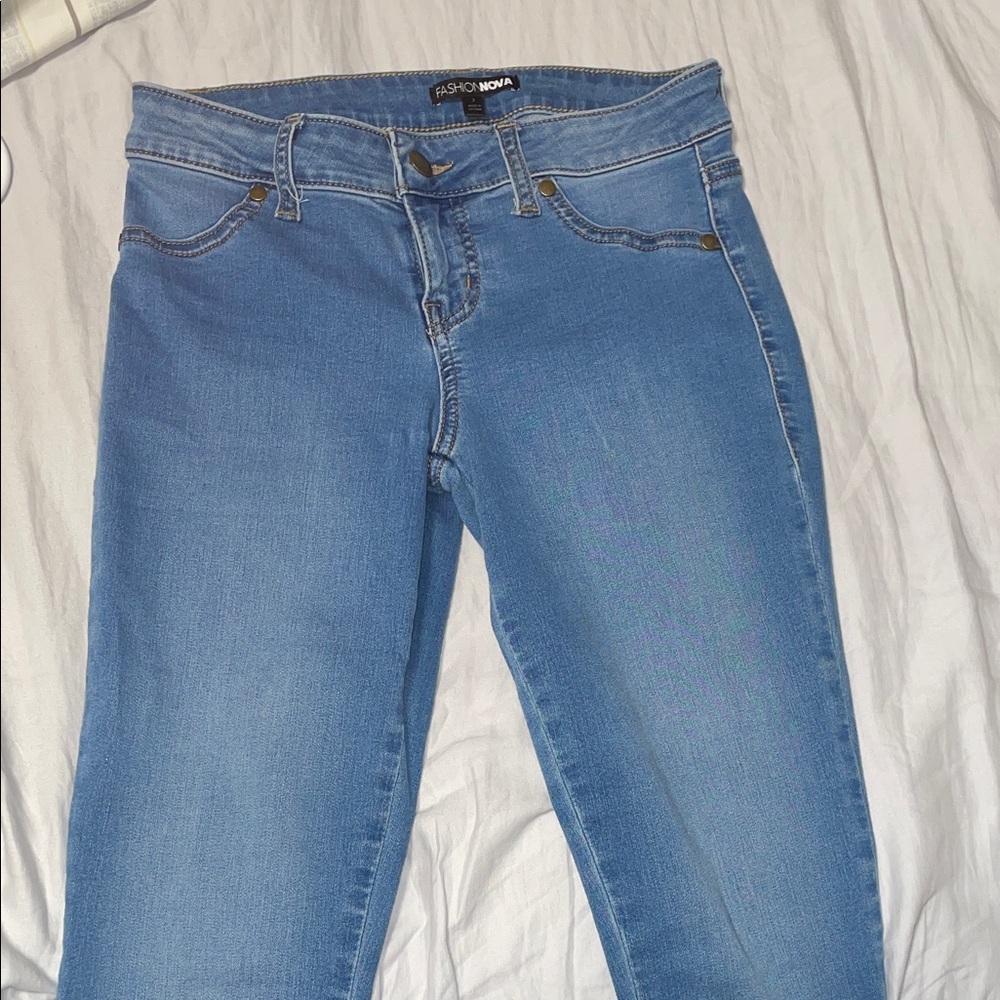 Fashion Nova Low Rise Classic Blue Skinny Jean